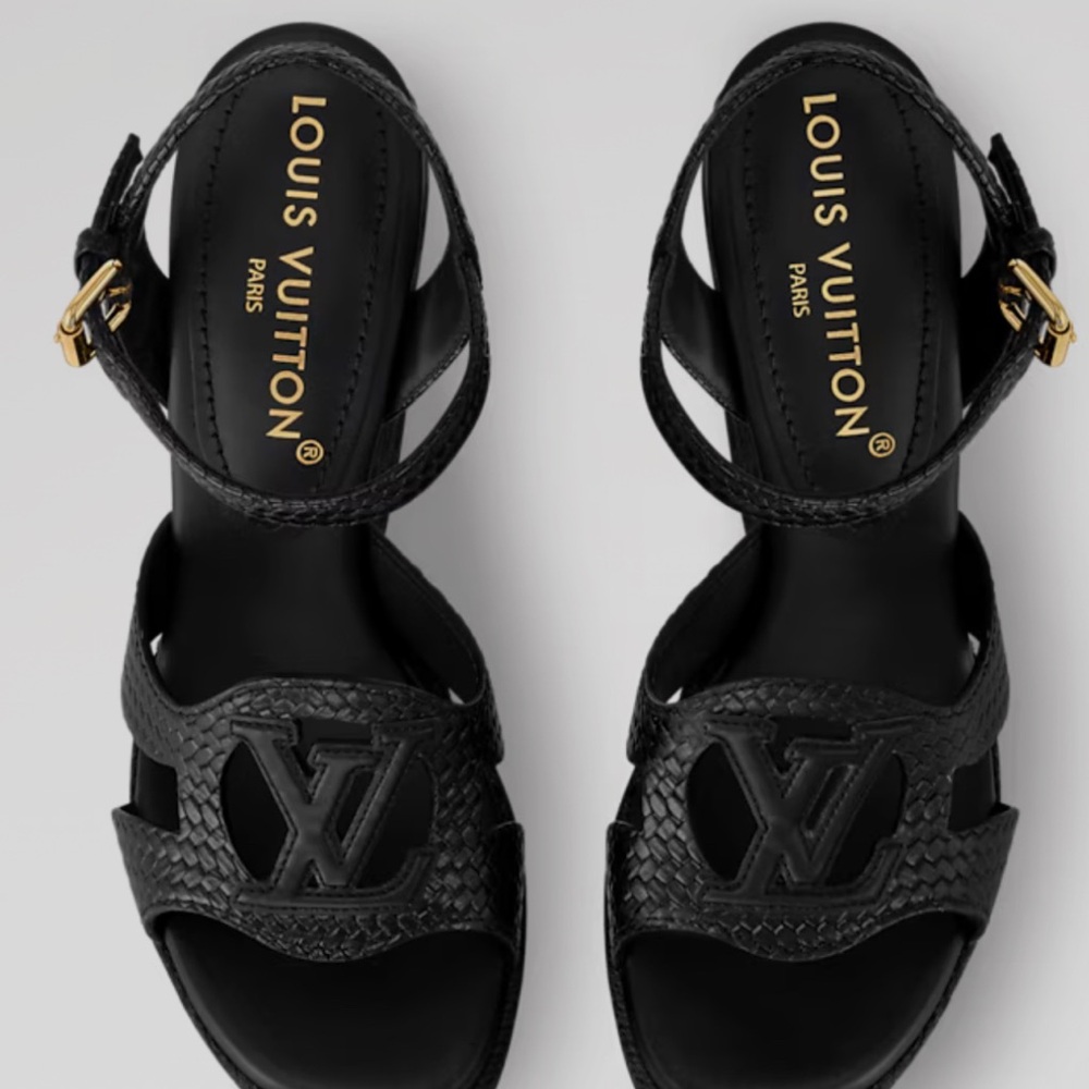 Louis Vuitton Women's Black Sandals- worn once- in a box